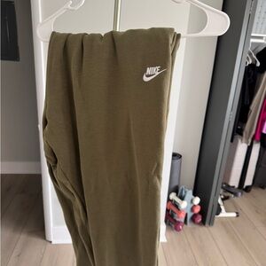 Nike Kids Forest Green Leggings